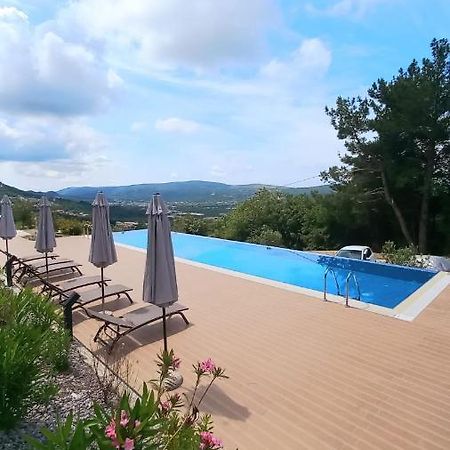 Cozy Apartments With Pool And Splendid Seaview Kavač Exterior foto